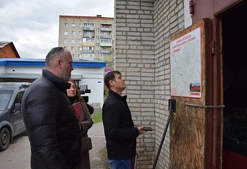 Оперативная группа проверила содержание улицы Весенней в Серпухове