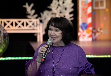 Дирижёр души и песни:  Алла Кирина и её «Ностальгия»