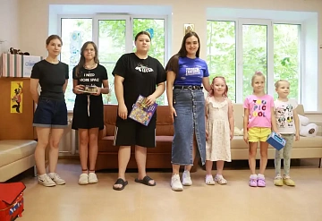 В детское отделение Протвинской больницы привезли игрушки и книги
