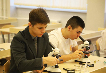 День научных и творческих открытий провели в серпуховской школе №19