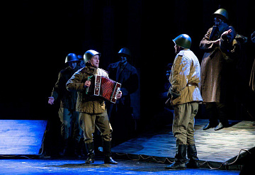 На сцене Серпуховского гортеатра прошел показ патриотического спектакля от гостей из Череповца