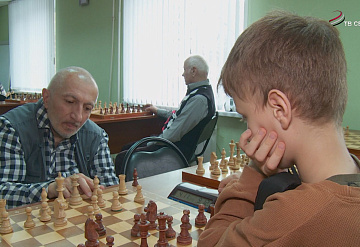 46 шахматистов сразились в турнире памяти Бориса Дружинина