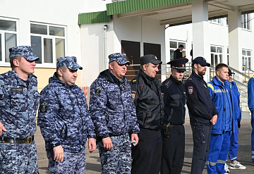 На автодроме Губернского колледжа впервые прошли соревнования по скоростному маневрированию