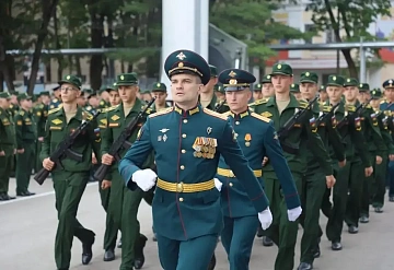 В Серпухове более 250 курсантов приняли воинскую присягу.