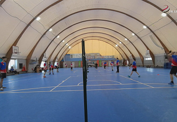 Турнир по бадминтону спортсмены клуба «Равные возможности» посвятили  женскому празднику